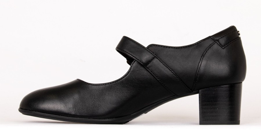 Femmes Clarks Habillees | Linnae Walk Noir